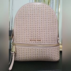 Micheal kors back pack